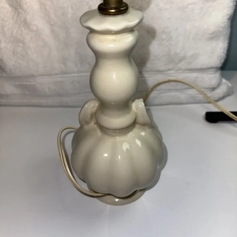 MCM 1950’s Lamp Pink & Blue Cottagecore